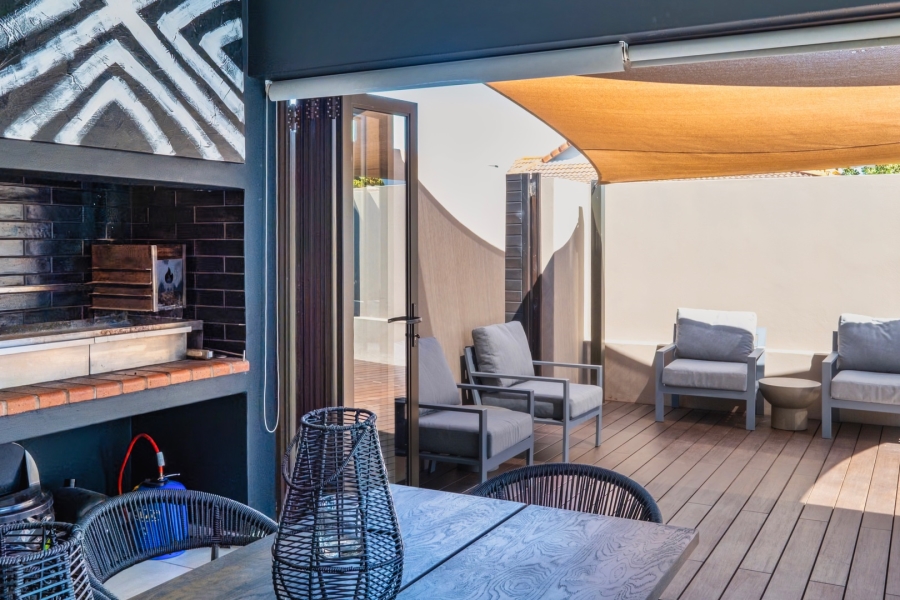 4 Bedroom Property for Sale in Earls Court Lifestyle Estate Western Cape